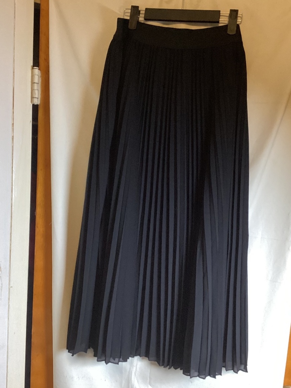 QUINCE Piano pleated pull on skirt lined 100% polyester SZ L NWT